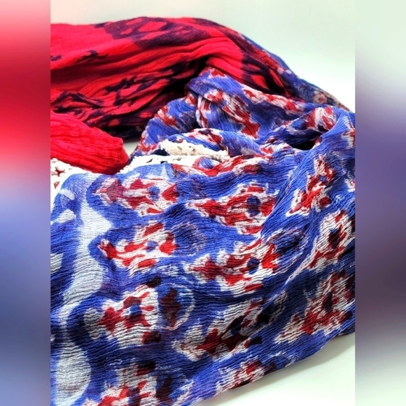 Red White & Blue Laced Scarf - Picture 5 of 7